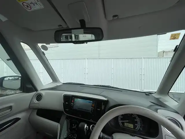 日産 デイズ ルークス X 群馬県 2014(平26)年 7.8万km シルキーローズM 両側パワースライドドア/プッシュスタート/SDナビ（FM/AM・ワンセグTV・BT）/スマートキー/オートエアコン/後席用モニター/後席格納