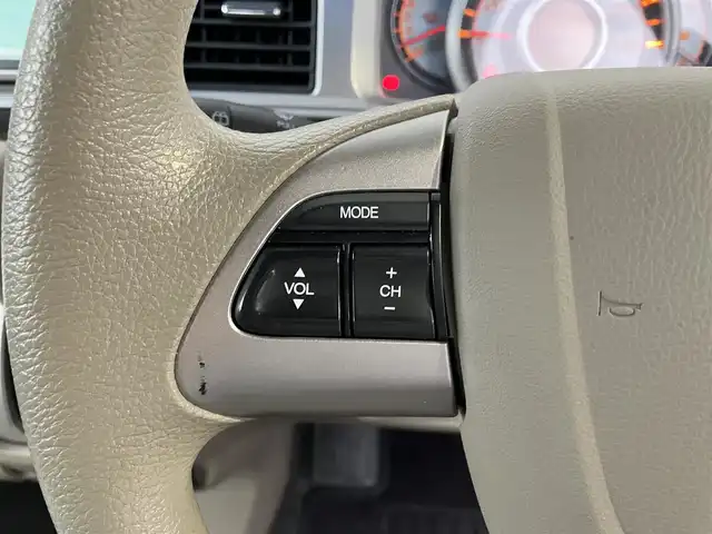 ホンダ ライフ G HIDスマートスペシャル 高知県 2012(平24)年 11.8万km 黒 ナビ	/ＥＢＤ（電子制御制動力配分システム）付/ＡＢＳディスチャージヘッドライト＜ＨＩＤ＞（ロービーム、オートレベリング機構付）/スマートプラス装備/ ナビ装着用スペシャルパッケージ/Ｈｏｎｄａスマートキーシステム/フルオート・エアコンディショナー/ハーフシェイドフロントウィンドウ/カラードフロントグリル