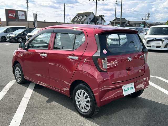 ダイハツ ミラ イース 岐阜県 2018(平30)年 1.7万km 赤 ドライブレコーダー（前方）　/フルセグＴＶ（地デジ）　/ワンオーナー　/キーレス　/ストラーダナビ　/ＣＤチェンジャー付き　/純正アルミホイール（ダイハツ）　/ＡＢＳ　/横滑り防止装置　/盗難防止装置 /パワーウィンドウ