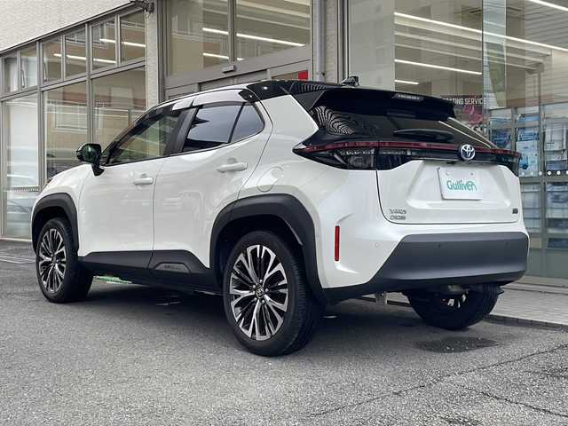 トヨタ ヤリスクロス ハイブリッド Z 高知県 2020(令2)年 3.5万km ブラックマイカ/ホワイトパールクリスタルシャイン 2トーン 純正ディスプレイオーディオナビ機能付き/(Bluetooth/CD/DVD/フルセグ)/アラウンドビューモニター/前後ドライブレコーダー/ビルトインETC/アダプティブクルーズコントロール/ハーフレザーシート/パワーシート/シートヒーター/ステアリングヒーター/純正18インチアルミホイール/オートライト/オートマチックハイビーム/LEDヘッドライト/フォグランプ/プッシュスタート/スマートキー/純正フロアマット/ドアバイザー/電動パーキングホールド/オートブレーキホールド/スペアタイヤ/オートリトラクタブルミラー