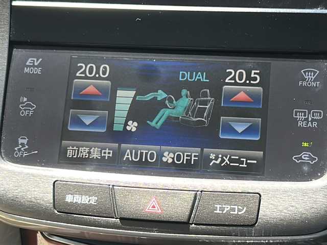 トヨタ クラウン ハイブリッド ロイヤルサルーンG 岐阜県 2013(平25)年 5.9万km プレシャスシルバー 純正ナビ/フルセグテレビ/AM　FM/Bluetooth/アダプティブクルーズコントロール/ドライブレコーダー(simple2)/ETC/シートヒーター(全席)/エアシート(全席)/ステアリングヒーター/パワーシート(前席)/シートポジションメモリー機能/バックカメラ/クリアランスソナー/プリクラッシュセーフティー/横滑り防止装置/バックドア開閉スイッチ/誤発進抑制機能/ECOMODE/POWERMODE/オートハイビーム/ヘッドライトクリーニングシステム/純正フロアマット/純正ドアバイザー/プッシュスタート/ISOFIX