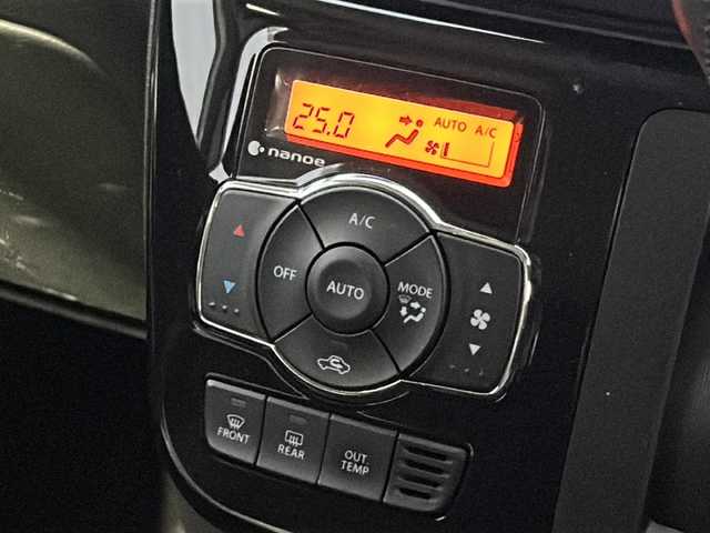 スズキ ソリオ バンディット HV MV Dカメラ ブレーキS 広島県 2018(平30)年 2.7万km ピュアホワイトP デュアルカメラブレーキサポート/車線逸脱警報/クルーズコントロール/純正8型ナビ（CN-RZ83）/・フルセグTV/・CD/DVD/・Bluetooth/・SD/音楽録音/USB/全方位カメラ/両側パワースライドドア/革巻きステアリング/ステアリングスイッチ/オートライト/シートヒーター（D席）/前方ドライブレコーダー（TZ-D204）/シートバックテーブル/リアサンシェード/純正ドアバイザー/純正ETC/スマートキー/プッシュスタート/スペアキー/コーナーポール/純正15インチアルミホイール/W+サイドエアバック