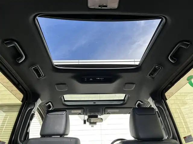 トヨタ エスクァイア Gi 福岡県 2017(平29)年 8.5万km ブラック ワンオーナー/サンルーフ/衝突軽減/純正ナビ/(AM/FM/CD/DVD/BT/フルセグ)/バックカメラ/ETC/両側パワースライドドア/アイドリングストップ/レザーシート/シートヒーター/MTモード付きAT/革巻きステアリング/ステアリングスイッチ/AUTOライト/LEDヘッドライト/フォグランプ/AUTOハイビーム/横滑り防止/プッシュスタート/スマートキー