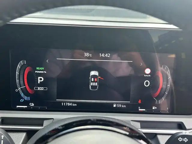 日産 オーラ G レザーエディション 神奈川県 2023(令5)年 1.2万km ピュアホワイトパール 純正9インチナビ/黒レザーシート/インテリジェントルームミラー/全方位カメラ/BOSEサウンド/ブラインドスポットモニター/オートマチックハイビーム/電子パーキング/オートホールド/Bluetooth/USB/HDMI/フルセグ/前後ドライブレコーダー/ステアリングリモコン/プッシュスタート/ワイヤレス充電