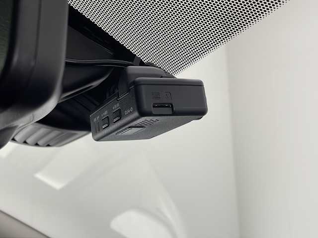 日産 ノート e－パワー メダリスト 宮崎県 2019(平31)年 4.5万km ブリリアントホワイトパール 純正ナビ(MM318D-W)/CD/DVD/AM/FM/Bluetooth/アラウンドビューモニター/スマートルームミラー/ドライブレコーダー/ステアリングスイッチ/クルーズコントロール/衝突軽減ブレーキ/横滑り防止装置/電動格納ミラー/スマートキー/オートライト/フロアマット/ドアバイザー/ETC