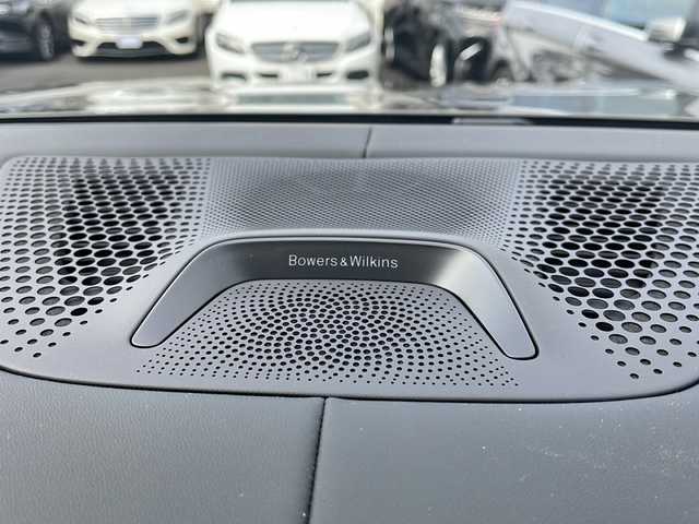 ＢＭＷ ＢＭＷ Ｘ７ xDrive40d Mスポーツ 東京都 2025(令7)年 0.1万km ＤグリーンＭ 車体色　C3D　マンハッタン/新車時保証書　取扱説明書/ドライビングアシスト/ヒル・スタート・アシスト/トラフィック・サイン・アシスト/緊急時のブレーキ・アシスト/ステアリング&レーン・コントロール・アシスト/ACC（アクティブ・クルーズ・コントロール）/レーン・チェンジ・ウォーニング＆レーン・チェンジ・アシスト/パーキング・アシスト/純正ナビ/フルセグTV/USB/BT/AppleCarplay/360度カメラ　ETC/Bowers＆Wilkinsオーディオ/ヘッドアップディスプレイ/パワーシート【フロントメモリー＆マッサージ付】/レザーシート　パノラマガラスサンルーフ/全席シートヒーター/Fベンチレーター/LEDヘッドライト/オートライト/パワーバックドア/スマートキー×２/デジタルカードキー×１/純正22インチアルミ