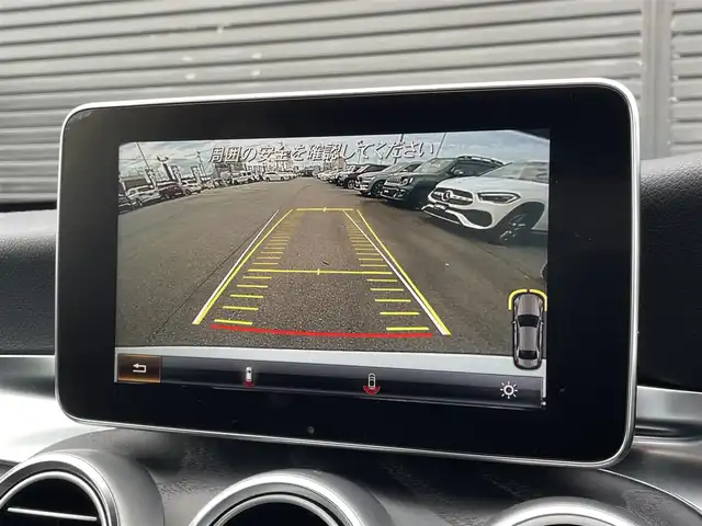 メルセデス・ベンツ Ｃ２２０ｄ ローレウスエディション 三重県 2018(平30)年 5.9万km ポーラホワイト 黒革　/シートヒーター　/純正ナビ　/フルセグＴＶ　/Ｂｌｕｅｔｏｏｔｈ　/ＬＥＤライト　/キーレスゴー　/レーダーセーフティＰＫＧ　/ＡＣＣ　/純正１８インチアルミ　/パワーシート　/ドラレコ　/エアマティックアジリティ