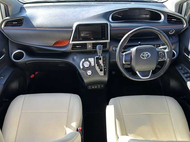 トヨタ シエンタ ファンベースG 静岡県 2019(令1)年 3.9万km ホワイトパールクリスタルシャイン 社外SDナビ/・CD/・DVD/・フルセグＴＶ/・Bluetooth/・USB/・AM/・FM/主要装備/・両側パワスラ/・衝突軽減/・レーンキープ/・コーナーセンサー後/・バックカメラ/・ETC/・ドラレコ前/・レザー調シートカバー/・シートヒーターD/N席/・ハンドルヒーター/・ステリモ/・スマートキー/・プッシュスタート/・スペアキー1本/・純正フロアマット/・LEDヘッドライト/・オートライト/・オートハイビーム