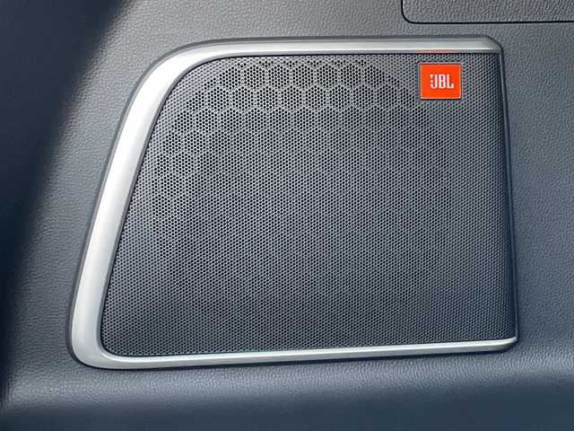 トヨタ ハリアー Z レザーパッケージ 長野県 2023(令5)年 1.8万km プレシャスブラックパール 禁煙車/調光パノラマサンルーフ/純正12.3インチディスプレイオーディオ　ナビ機能付き/JBLプレミアムサウンド/Bluetooth/フルセグTV/全周囲カメラ/デジタルインナーミラー（前後方録画機能付）/ブラインドスポットモニター/レザーシート/前席シートヒーター/前席シートベンチレーション/前席パワーシート/D席メモリ付き/電動リアゲート/ステアリングヒーター/USB入力端子/ビルトインETC2.0/トヨタセーフティセンス/レーダークルーズコントロール/純正AW19インチ/純正フロアマット/スマートキー/プッシュスタート