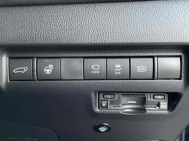 トヨタ ハリアー Z レザーパッケージ 長野県 2023(令5)年 1.8万km プレシャスブラックパール 禁煙車/調光パノラマサンルーフ/純正12.3インチディスプレイオーディオ　ナビ機能付き/JBLプレミアムサウンド/Bluetooth/フルセグTV/全周囲カメラ/デジタルインナーミラー（前後方録画機能付）/ブラインドスポットモニター/レザーシート/前席シートヒーター/前席シートベンチレーション/前席パワーシート/D席メモリ付き/電動リアゲート/ステアリングヒーター/USB入力端子/ビルトインETC2.0/トヨタセーフティセンス/レーダークルーズコントロール/純正AW19インチ/純正フロアマット/スマートキー/プッシュスタート