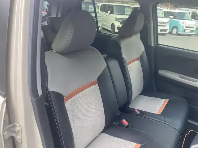 トヨタ パッソ モーダ　チャーム 愛媛県 2022(令4)年 1.7万km ブラックマイカメタリック/パウダリーベージュメタリック 2トーン ワンオーナー/社外ディスプレイオーディオ（FH-6500DVD)/・CD/DVD/Bluetooth/全方位モニター/・バックカメラ/ETC/ハーフレザーシート/衝突軽減ブレーキ/コーナーセンサー/オートハイビーム/・LEDオートライト/・フォグランプ/シートヒーター/アイドリングストップ/ISOFIX/ドアバイザー/フロアマット/プッシュスタート/・スペアキー/取扱説明書/保証書