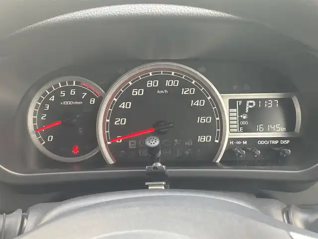 トヨタ パッソ モーダ　チャーム 愛媛県 2022(令4)年 1.7万km ブラックマイカメタリック/パウダリーベージュメタリック 2トーン ワンオーナー/社外ディスプレイオーディオ（FH-6500DVD)/・CD/DVD/Bluetooth/全方位モニター/・バックカメラ/ETC/ハーフレザーシート/衝突軽減ブレーキ/コーナーセンサー/オートハイビーム/・LEDオートライト/・フォグランプ/シートヒーター/アイドリングストップ/ISOFIX/ドアバイザー/フロアマット/プッシュスタート/・スペアキー/取扱説明書/保証書