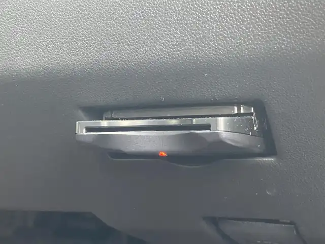 トヨタ パッソ モーダ　チャーム 愛媛県 2022(令4)年 1.7万km ブラックマイカメタリック/パウダリーベージュメタリック 2トーン ワンオーナー/社外ディスプレイオーディオ（FH-6500DVD)/・CD/DVD/Bluetooth/全方位モニター/・バックカメラ/ETC/ハーフレザーシート/衝突軽減ブレーキ/コーナーセンサー/オートハイビーム/・LEDオートライト/・フォグランプ/シートヒーター/アイドリングストップ/ISOFIX/ドアバイザー/フロアマット/プッシュスタート/・スペアキー/取扱説明書/保証書