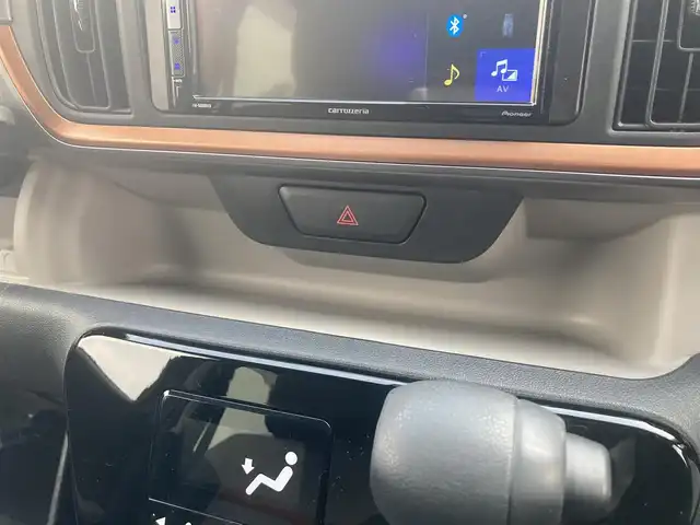 トヨタ パッソ モーダ　チャーム 愛媛県 2022(令4)年 1.7万km ブラックマイカメタリック/パウダリーベージュメタリック 2トーン ワンオーナー/社外ディスプレイオーディオ（FH-6500DVD)/・CD/DVD/Bluetooth/全方位モニター/・バックカメラ/ETC/ハーフレザーシート/衝突軽減ブレーキ/コーナーセンサー/オートハイビーム/・LEDオートライト/・フォグランプ/シートヒーター/アイドリングストップ/ISOFIX/ドアバイザー/フロアマット/プッシュスタート/・スペアキー/取扱説明書/保証書