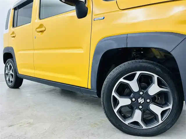 スズキ ハスラー HYBRID X 福島県 2020(令2)年 5.6万km アクティブイエロー/ホワイト2トーンルーフ 社外SDナビゲーション/型式：CN-RA04WD/【CD/DVD/Bluetooth/フルセグTV】/・バックカメラ/・ETC/衝突軽減ブレーキ/レーンキープアシスト/車線逸脱警報装置/後方コーナーセンサー/運転席＋助手席シートヒーター/LEDヘッドライト/・オートライト/・フロントフォグライト/純正15インチアルミホイール/ステアリングスイッチ/ABS/横滑り防止装置/アイドリングストップ/電動格納ミラー/純正フロアマット/ドアバイザー/プッシュスタート/・スマートキー/・スペアキー/保証書