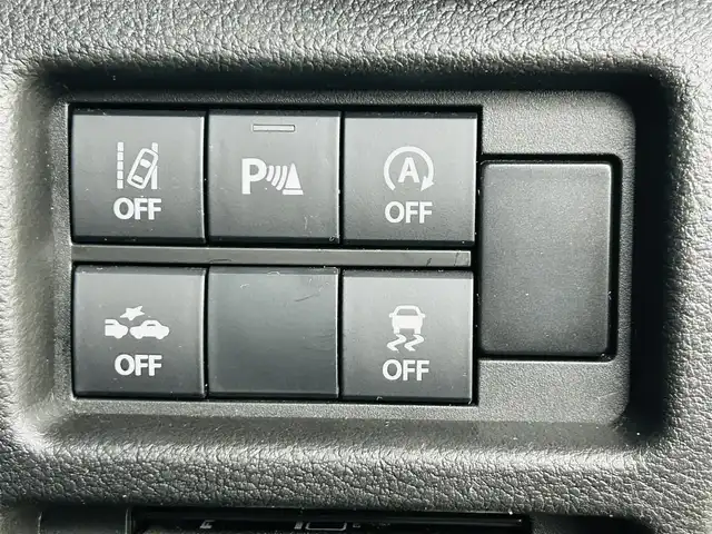 スズキ ハスラー HYBRID X 福島県 2020(令2)年 5.6万km アクティブイエロー/ホワイト2トーンルーフ 社外SDナビゲーション/型式：CN-RA04WD/【CD/DVD/Bluetooth/フルセグTV】/・バックカメラ/・ETC/衝突軽減ブレーキ/レーンキープアシスト/車線逸脱警報装置/後方コーナーセンサー/運転席＋助手席シートヒーター/LEDヘッドライト/・オートライト/・フロントフォグライト/純正15インチアルミホイール/ステアリングスイッチ/ABS/横滑り防止装置/アイドリングストップ/電動格納ミラー/純正フロアマット/ドアバイザー/プッシュスタート/・スマートキー/・スペアキー/保証書
