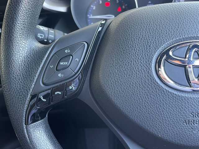 トヨタ Ｃ－ＨＲ S－T 岡山県 2019(令1)年 8.2万km ホワイトパールクリスタルシャイン ワンオ－ナー/トヨタセーフティーセンス/・プリクラッシュセーフティ/・レーダークルーズコントロール/・レーンキープアシスト/・オートハイビーム/純正ディスプレイオーディオ/(Bluetooth/USB/Mira Ｃast)/ナビ機能付き/バックモニター/ビルトインＥＴＣ/社外ドライブレコーダー前後/LEDオートヘッドライト/スマートキー/純正フロアマット/純正リアスポイラー/純正17インチAW/新車保証書