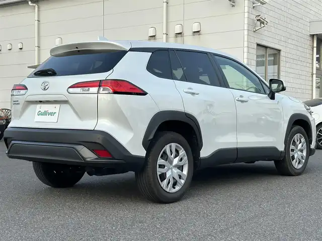 トヨタ カローラ クロス G 広島県 2023(令5)年 1.4万km プラチナホワイトパールマイカ 純正メーカーオプションナビ/　（Bluetooth/AM/FM）/レーダークルーズコントロール/レーントレーシングアシスト/電子パーキング/オートブレーキホールド/ドライブレコーダー/ETC/コーナーセンサー/USB入力端子/LEDヘッドライト/フォグランプ/バックカメラ/横滑り防止装置/オートマチックハイビーム/衝突被害軽減システム/スペアキー/プッシュスタート