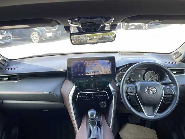 トヨタ ハリアー Z 新潟県 2021(令3)年 3万km ホワイトパールクリスタルシャイン １２．３インチメーカー純正オプションナビ/ＪＢＬプレミアムサウンド/バックカメラ/デジタルインナーミラー/レーダークルーズコントロール/レーンキープ/コーナーセンサー前後/ブラインドスポットモニター/ヘッドアップディスプレイ/パワーバックドア/ハーフレザーシート/ドアバイザー/純正フロアマット/ＬＥＤヘッドライト/ビルトインＥＴＣ2.0/純正アルミホイール/電動格納ミラー/プッシュスタート