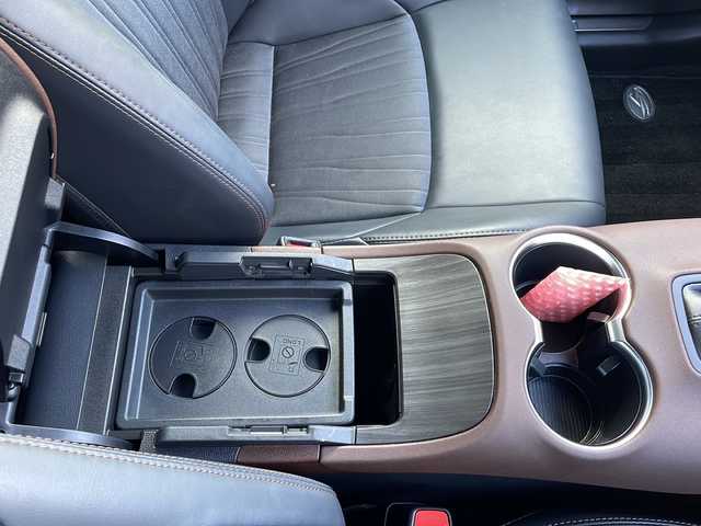 トヨタ ハリアー Z 新潟県 2021(令3)年 3万km ホワイトパールクリスタルシャイン １２．３インチメーカー純正オプションナビ/ＪＢＬプレミアムサウンド/バックカメラ/デジタルインナーミラー/レーダークルーズコントロール/レーンキープ/コーナーセンサー前後/ブラインドスポットモニター/ヘッドアップディスプレイ/パワーバックドア/ハーフレザーシート/ドアバイザー/純正フロアマット/ＬＥＤヘッドライト/ビルトインＥＴＣ2.0/純正アルミホイール/電動格納ミラー/プッシュスタート