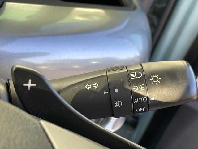 スズキ スペーシア ギア HYBRID XZターボ 福岡県 2019(令1)年 9.1万km オフブルーメタリック/ガンメタリック2トーンルーフ 純正8インチナビ/【AM/FM/CD/DVD/SD/BT/USB/フルセグTV】/社外10.1インチ後席モニター【RSA10S-L-S】/バックカメラ/ETC/ルーフキャリア/後席送風機/電動格納ミラー/前席シートヒーター/LEDヘッドライト＆フォグランプ/ステアリングスイッチ/パドルシフト/TVキャンセラー/後席サンシェード/後席用テーブル