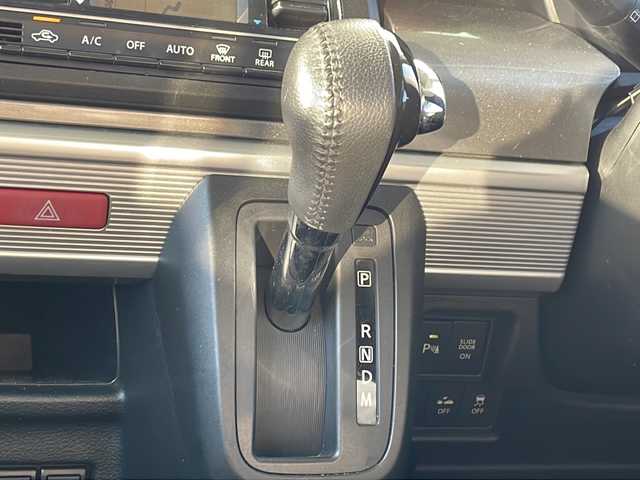 スズキ スペーシア ギア HYBRID XZターボ 福岡県 2019(令1)年 9.1万km オフブルーメタリック/ガンメタリック2トーンルーフ 純正8インチナビ/【AM/FM/CD/DVD/SD/BT/USB/フルセグTV】/社外10.1インチ後席モニター【RSA10S-L-S】/バックカメラ/ETC/ルーフキャリア/後席送風機/電動格納ミラー/前席シートヒーター/LEDヘッドライト＆フォグランプ/ステアリングスイッチ/パドルシフト/TVキャンセラー/後席サンシェード/後席用テーブル