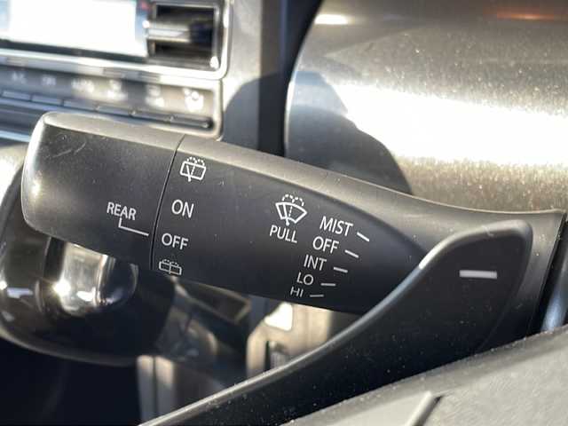 スズキ スペーシア ギア HYBRID XZターボ 福岡県 2019(令1)年 9.1万km オフブルーメタリック/ガンメタリック2トーンルーフ 純正8インチナビ/【AM/FM/CD/DVD/SD/BT/USB/フルセグTV】/社外10.1インチ後席モニター【RSA10S-L-S】/バックカメラ/ETC/ルーフキャリア/後席送風機/電動格納ミラー/前席シートヒーター/LEDヘッドライト＆フォグランプ/ステアリングスイッチ/パドルシフト/TVキャンセラー/後席サンシェード/後席用テーブル