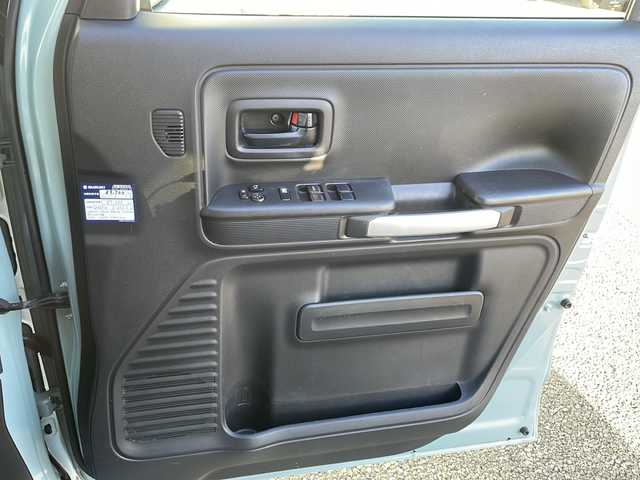 スズキ スペーシア ギア HYBRID XZターボ 福岡県 2019(令1)年 9.1万km オフブルーメタリック/ガンメタリック2トーンルーフ 純正8インチナビ/【AM/FM/CD/DVD/SD/BT/USB/フルセグTV】/社外10.1インチ後席モニター【RSA10S-L-S】/バックカメラ/ETC/ルーフキャリア/後席送風機/電動格納ミラー/前席シートヒーター/LEDヘッドライト＆フォグランプ/ステアリングスイッチ/パドルシフト/TVキャンセラー/後席サンシェード/後席用テーブル