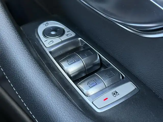 メルセデス・ベンツ Ｅ２００ ステーションワゴンアバンギャルド 静岡県 2016(平28)年 1.6万km ポーラホワイト アンビエントライト/純正ナビ/(Bluetooth/AppleCarPlay/USB/フルセグ) /ハンドルアシスト/アクティブブラインドスポット/アダブティブクルーズコントロール/シートヒーター/360°カメラ/スマートキー /LEDライト/ETC/純正17インチアルミホイール/保証書/取扱説明書