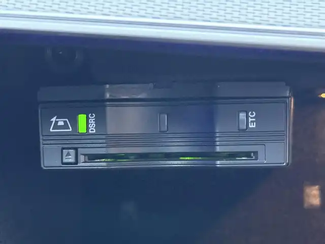 メルセデス・ベンツ Ｅ２００ ステーションワゴンアバンギャルド 静岡県 2016(平28)年 1.6万km ポーラホワイト アンビエントライト/純正ナビ/(Bluetooth/AppleCarPlay/USB/フルセグ) /ハンドルアシスト/アクティブブラインドスポット/アダブティブクルーズコントロール/シートヒーター/360°カメラ/スマートキー /LEDライト/ETC/純正17インチアルミホイール/保証書/取扱説明書