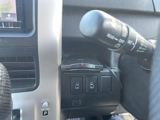 トヨタ ヴォクシー ZS 煌 茨城県 2011(平23)年 15.6万km シルバーM ワンオーナー/社外メモリナビ（BT/フルセグTV）/両側パワースライドドア/ETC/ステアリングスイッチ/プッシュスタート/電格ミラー/前ドライブレコーダー/パドルシフト/純正フロアマット