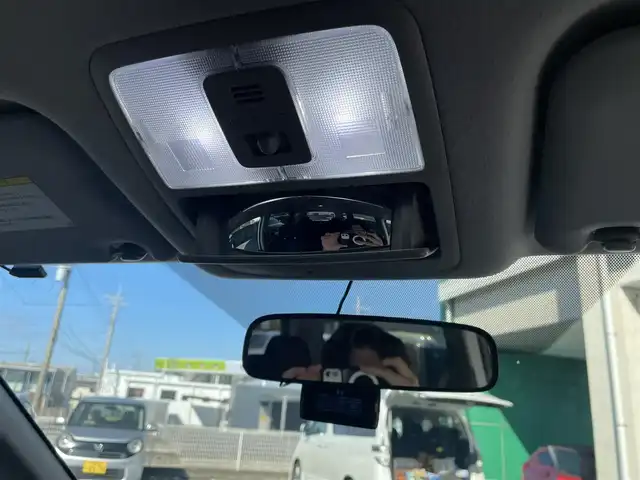 トヨタ ヴォクシー ZS 煌 茨城県 2011(平23)年 15.6万km シルバーM ワンオーナー/社外メモリナビ（BT/フルセグTV）/両側パワースライドドア/ETC/ステアリングスイッチ/プッシュスタート/電格ミラー/前ドライブレコーダー/パドルシフト/純正フロアマット