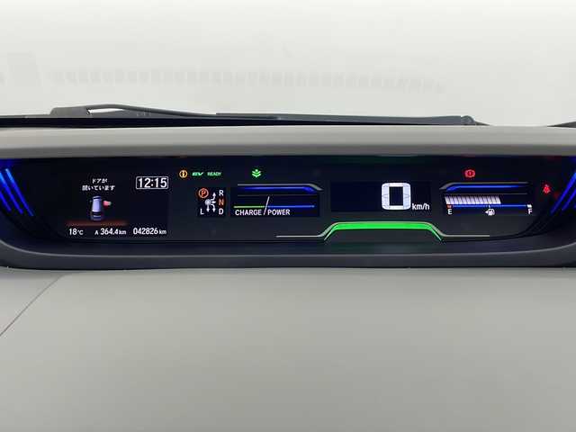 ホンダ フリード ハイブリット G ホンダセンシング 埼玉県 2019(令1)年 4.3万km プラチナホワイトパール 社外ナビ　MDV-D206BT/(Bluetooth/CD/DVD/USB/AM/FM)/バックカメラ/前方ドライブレコーダー/ETC/アダプティブクルーズコントロール/車線逸脱警報/衝突軽減ブレーキ/先行車発進お知らせ機能/標識認識機能/両側パワースライドドア/プッシュスタート/ステアリングリモコン/ウィンカーミラー/社外フロアマット/純正１５インチアルミホイール