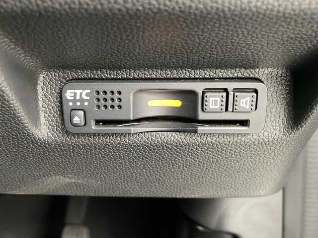 ホンダ フリード ハイブリット G ホンダセンシング 埼玉県 2019(令1)年 4.3万km プラチナホワイトパール 社外ナビ　MDV-D206BT/(Bluetooth/CD/DVD/USB/AM/FM)/バックカメラ/前方ドライブレコーダー/ETC/アダプティブクルーズコントロール/車線逸脱警報/衝突軽減ブレーキ/先行車発進お知らせ機能/標識認識機能/両側パワースライドドア/プッシュスタート/ステアリングリモコン/ウィンカーミラー/社外フロアマット/純正１５インチアルミホイール