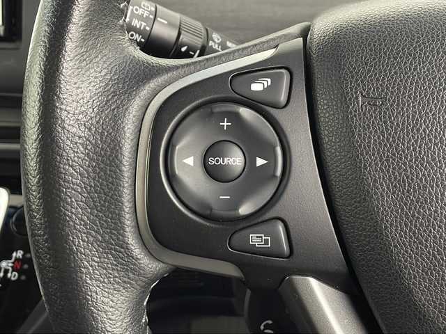 ホンダ フリード ハイブリット G ホンダセンシング 埼玉県 2019(令1)年 4.3万km プラチナホワイトパール 社外ナビ　MDV-D206BT/(Bluetooth/CD/DVD/USB/AM/FM)/バックカメラ/前方ドライブレコーダー/ETC/アダプティブクルーズコントロール/車線逸脱警報/衝突軽減ブレーキ/先行車発進お知らせ機能/標識認識機能/両側パワースライドドア/プッシュスタート/ステアリングリモコン/ウィンカーミラー/社外フロアマット/純正１５インチアルミホイール