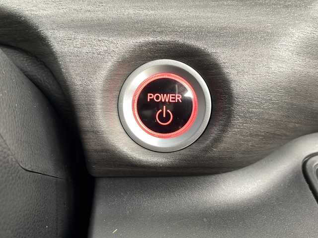 ホンダ フリード ハイブリット G ホンダセンシング 埼玉県 2019(令1)年 4.3万km プラチナホワイトパール 社外ナビ　MDV-D206BT/(Bluetooth/CD/DVD/USB/AM/FM)/バックカメラ/前方ドライブレコーダー/ETC/アダプティブクルーズコントロール/車線逸脱警報/衝突軽減ブレーキ/先行車発進お知らせ機能/標識認識機能/両側パワースライドドア/プッシュスタート/ステアリングリモコン/ウィンカーミラー/社外フロアマット/純正１５インチアルミホイール