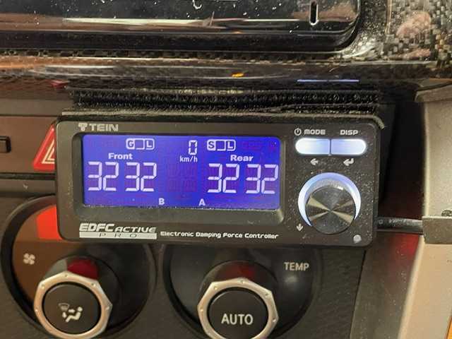 トヨタ ８６ GT 兵庫県 2015(平27)年 11万km ギャラクシーブルーシリカ 純正SDナビ(CD/DVD/SD/Bt/フルセグ)/・NSZN-W64T/バックカメラ/TEIN車高調/社外18AW/F.S.RセンターTOM’s/ドライブレコーダー/ETC/パドルシフト/シートカバー/純正マット