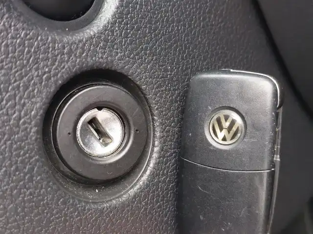 フォルクスワーゲン ザ・ビートル デザイン 東京都 2013(平25)年 5.5万km デニムブルー 純正HDDナビ/CD/DVD/AM/FM/BT/フルセグTV/バックカメラ/ETC/純正16インチAW/MTモード付きAT/ドライブレコーダー