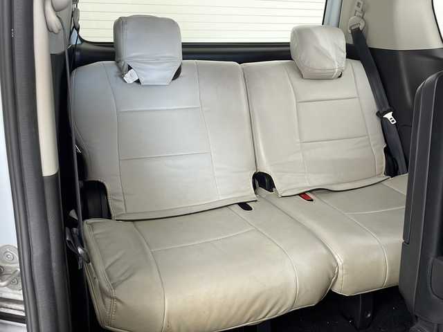 日産 セレナ ハイウェイスター Sハイブリッド 兵庫県 2014(平26)年 8.7万km ブルームーンホワイトP ・純正SDナビ（CD・DVD・BT・ワンセグ・USB・AUX・ipod）/・バックカメラ/・ビルトインETC/・片側パワースライドドア/・ドライブレコーダー/・クルーズコントロール/・衝突軽減ブレーキ/・横滑り防止装置/・車線逸脱警報装置/・オートライト/・アイドリングストップ/・純正フロアマット/・純正16インチアルミホイール/・保証書/・取扱説明書