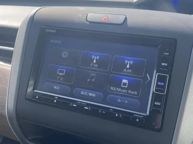 ホンダ フリード ハイブリット G ホンダセンシング 熊本県 2021(令3)年 5.8万km プラチナホワイトパール 純正ナビ/AM/FM/SD/USB/フルセグTV/バックカメラ/先行車発進お知らせ機能/路外逸脱抑制システム/レーンキープアシスト/標識認識機能/LEDヘッドライト/両側パワースライドドア/D+N席シートヒーター/ステアリングスイッチ/電動格納ウィンカーミラー/ドアバイザー/純正フロアマット/ETC/プッシュスタート/スマートキー