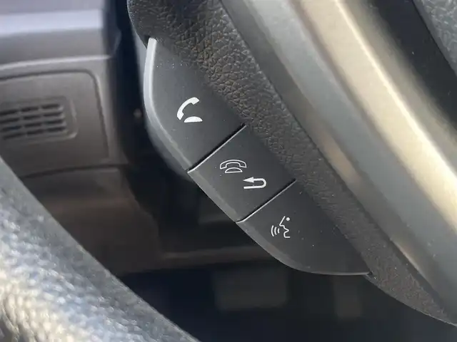 ホンダ フリード ハイブリット G ホンダセンシング 熊本県 2021(令3)年 5.8万km プラチナホワイトパール 純正ナビ/AM/FM/SD/USB/フルセグTV/バックカメラ/先行車発進お知らせ機能/路外逸脱抑制システム/レーンキープアシスト/標識認識機能/LEDヘッドライト/両側パワースライドドア/D+N席シートヒーター/ステアリングスイッチ/電動格納ウィンカーミラー/ドアバイザー/純正フロアマット/ETC/プッシュスタート/スマートキー