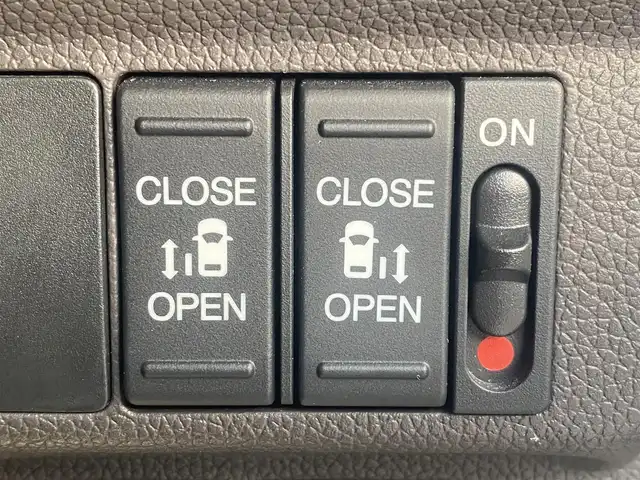 ホンダ フリード ハイブリット G ホンダセンシング 熊本県 2021(令3)年 5.8万km プラチナホワイトパール 純正ナビ/AM/FM/SD/USB/フルセグTV/バックカメラ/先行車発進お知らせ機能/路外逸脱抑制システム/レーンキープアシスト/標識認識機能/LEDヘッドライト/両側パワースライドドア/D+N席シートヒーター/ステアリングスイッチ/電動格納ウィンカーミラー/ドアバイザー/純正フロアマット/ETC/プッシュスタート/スマートキー