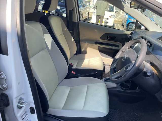 トヨタ アクア S 茨城県 2012(平24)年 12.3万km スーパーホワイトⅡ 純正メモリナビ/AM/FM/ワンセグTV/BlueTooth接続/DISC/バックカメラ/前席シートヒーター/前後ドライブレコーダー/ETC/プッシュスタート/電動格納ミラー/ステアリングリモコン/オートライト