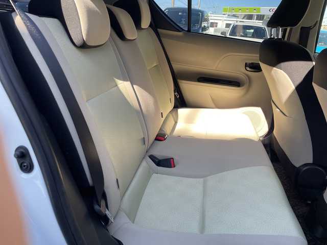 トヨタ アクア S 茨城県 2012(平24)年 12.3万km スーパーホワイトⅡ 純正メモリナビ/AM/FM/ワンセグTV/BlueTooth接続/DISC/バックカメラ/前席シートヒーター/前後ドライブレコーダー/ETC/プッシュスタート/電動格納ミラー/ステアリングリモコン/オートライト