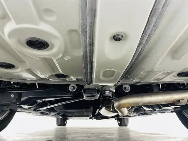 トヨタ アルファード Z 福島県 2024(令6)年 1.1万km プラチナホワイトパールマイカ トヨタセーフティセンス/・レーンディパーチャーアラート/・レーントレーシングアシスト/・レーンチェンジアシスト（LCA）/・レーダークルーズコントロール/・フロントクロストラフィックアラート（FCTA）/・先行車発進アラーム/・ロードサインアシスト/・プリクラッシュセーフティ/・プロアクティブドライビングアシスト（PDA）/・緊急時操舵支援（アクティブ操舵機能付）/・オートマチックハイビーム/ブラインドスポットモニター/純正10.5インチナビ/・フルセグ/USB/BT//HDMI/FM/AM/・パノラマミックビューカメラ/・ETC/デジタルインナーミラー/フリップダウンモニター/両側パワースライドドア/電動ステップ/電動リアゲート/ムーンルーフ/レザーシート/・前席シートヒーター/・前席ベンチレーションシート/パワシート/オットマン/コンビステアリング/・ステアリングスイッチ/・ステアリングスイッチ/ＬＥＤヘッドライト/・フォグランプ/・オートライト/電動パーキングブレーキ/・オートブレーキホールド/プッシュスタート/・スマートキー/純正18インチAW