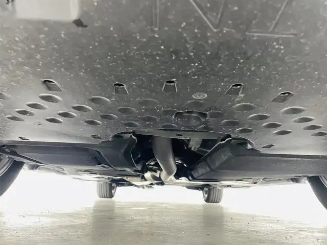 トヨタ アルファード Z 福島県 2024(令6)年 1.1万km プラチナホワイトパールマイカ トヨタセーフティセンス/・レーンディパーチャーアラート/・レーントレーシングアシスト/・レーンチェンジアシスト（LCA）/・レーダークルーズコントロール/・フロントクロストラフィックアラート（FCTA）/・先行車発進アラーム/・ロードサインアシスト/・プリクラッシュセーフティ/・プロアクティブドライビングアシスト（PDA）/・緊急時操舵支援（アクティブ操舵機能付）/・オートマチックハイビーム/ブラインドスポットモニター/純正10.5インチナビ/・フルセグ/USB/BT//HDMI/FM/AM/・パノラマミックビューカメラ/・ETC/デジタルインナーミラー/フリップダウンモニター/両側パワースライドドア/電動ステップ/電動リアゲート/ムーンルーフ/レザーシート/・前席シートヒーター/・前席ベンチレーションシート/パワシート/オットマン/コンビステアリング/・ステアリングスイッチ/・ステアリングスイッチ/ＬＥＤヘッドライト/・フォグランプ/・オートライト/電動パーキングブレーキ/・オートブレーキホールド/プッシュスタート/・スマートキー/純正18インチAW