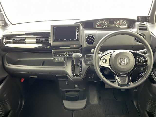 ホンダ Ｎ ＢＯＸ カスタム L ターボ 秋田県 2022(令4)年 1.9万km プラチナホワイトパール 4WD/純正ナビ　/両側パワースライドドア　/フルセグTV/AM/FM/CD/DVD/Bluetooth/バックカメラ　/衝突被害軽減ブレーキ　/レーダークルーズコントロール　/パドルシフト/横滑り防止装置/レーンキープアシスト/コーナーセンサー/前席シートヒーター　/GPSレーダー　/ETC2.0　/前後ドライブレコーダー/LEDヘッドライト　/LEDフォグランプ/スペアキー/電動パーキング/オートブレーキホールド/ハーフレザーシート/リアサンシェード/サイドバイザー/純正アルミホイール/純正フロアマット