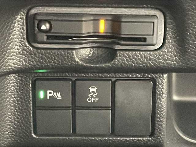 ホンダ Ｎ ＢＯＸ カスタム L ターボ 秋田県 2022(令4)年 1.9万km プラチナホワイトパール 4WD/純正ナビ　/両側パワースライドドア　/フルセグTV/AM/FM/CD/DVD/Bluetooth/バックカメラ　/衝突被害軽減ブレーキ　/レーダークルーズコントロール　/パドルシフト/横滑り防止装置/レーンキープアシスト/コーナーセンサー/前席シートヒーター　/GPSレーダー　/ETC2.0　/前後ドライブレコーダー/LEDヘッドライト　/LEDフォグランプ/スペアキー/電動パーキング/オートブレーキホールド/ハーフレザーシート/リアサンシェード/サイドバイザー/純正アルミホイール/純正フロアマット