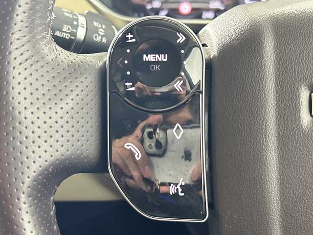 ランドローバー レンジローバースポーツ 50th コレクション 佐賀県 2020(令2)年 5.5万km パール 純正ナビ/フルセグTV/ベージュ本革シート/シートヒーター/パワーシート(D＋N席)/ステリングヒーター/衝突軽減システム/車線変更アシスタンス/クロストラフィックモニター/レーンキープアシスト/アダプティブスピードリミッター/エアーサスペンション/電動パーキングブレーキ/ドライブレコーダー/FR