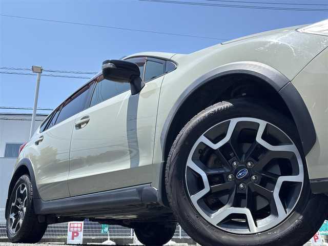 スバル インプレッサ ＸＶ 2．0i アイサイト 熊本県 2016(平28)年 5.8万km デザートカーキ ワンオーナー/4WD/ルーフレール/純正メモリナビ/【フルセグTV/SD/CD/DVD/Bluetooth】/バックカメラ/衝突被害軽減システム/レーダークルーズコントロール/レーンキープアシスト/パドルシフト/純正17インチアルミホイール/オートLEDライト/オートマチックハイビーム/ビルトインETC/アイドリングストップ/横滑り防止装置/盗難防止装置/純正フロアマット/ダブル＋サイドエアバック/プッシュスタート/スマートキー/取扱説明書/保証書